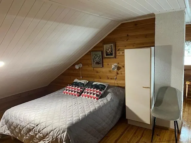 Salmelankartano P3a Naeaetaenpesae Visit